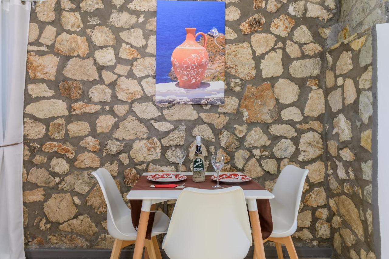 Sofias Cottage Razata Argostoli Extérieur photo