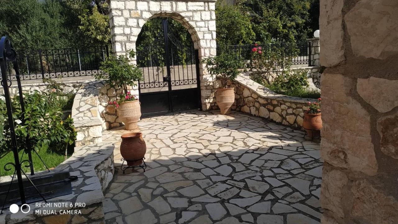 Sofias Cottage Razata Argostoli Extérieur photo