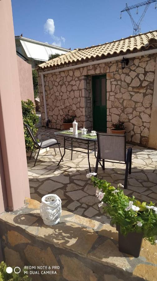 Sofias Cottage Razata Argostoli Extérieur photo